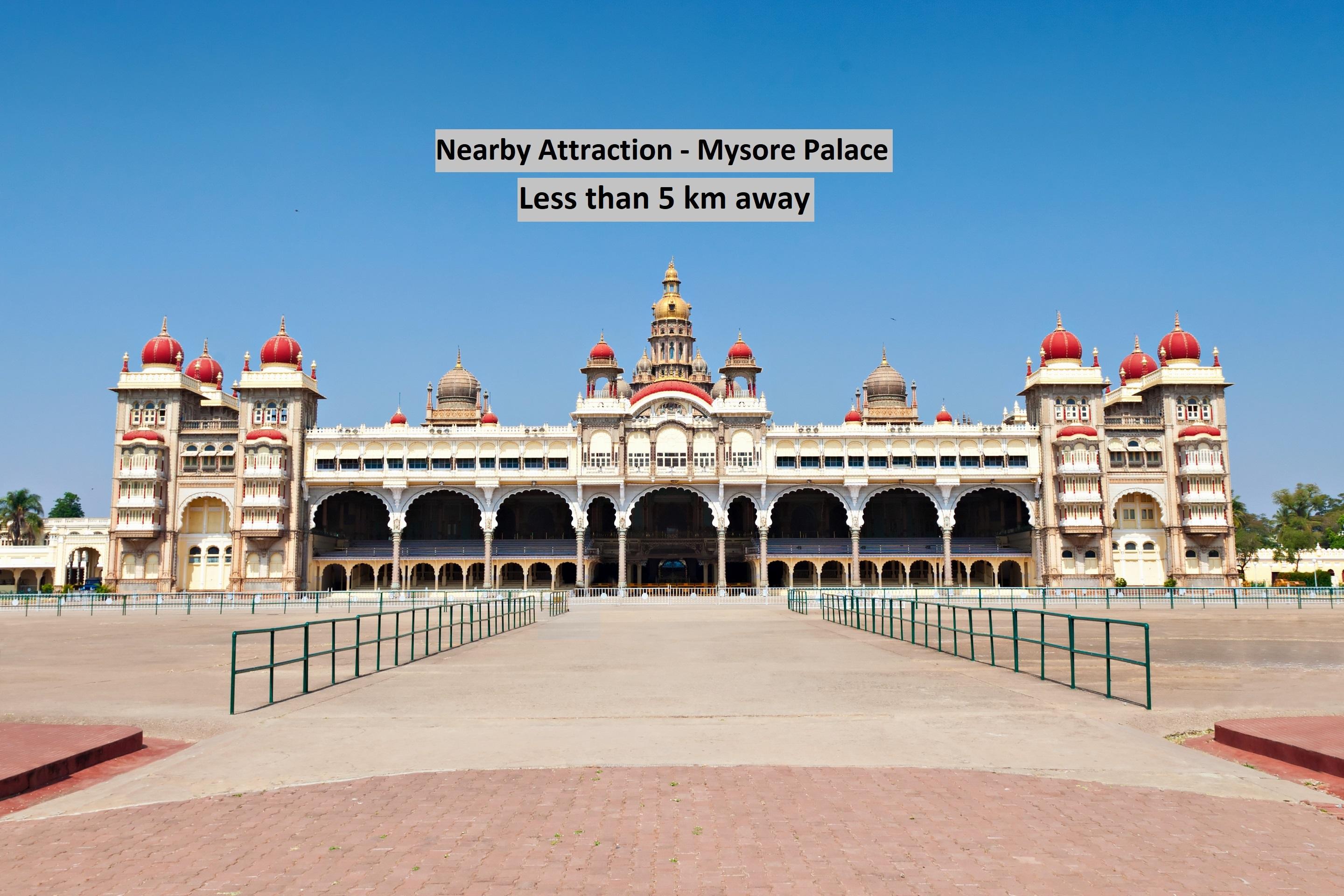 Hotel White Parrot Mysore Bagian luar foto