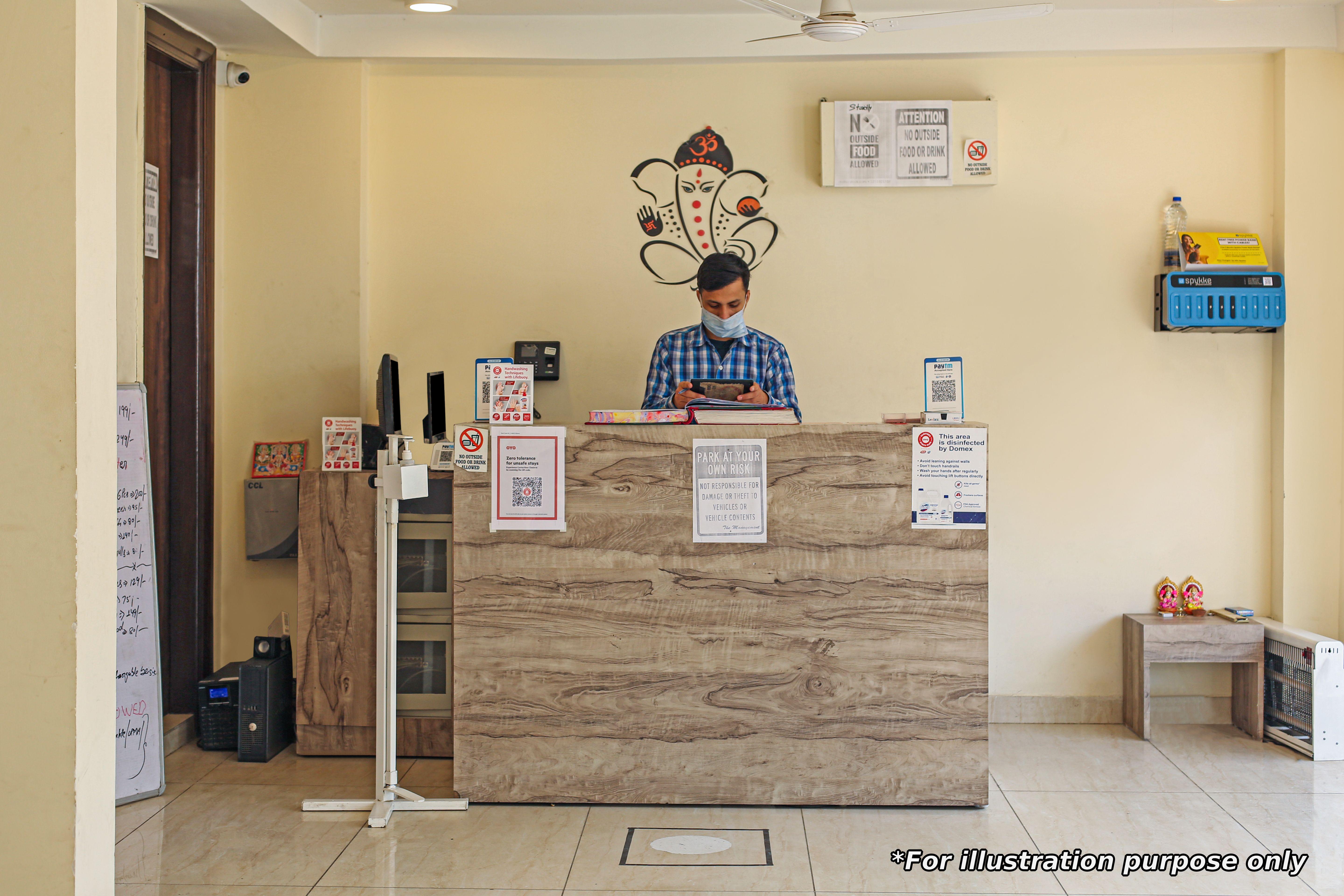 Hotel White Parrot Mysore Bagian luar foto